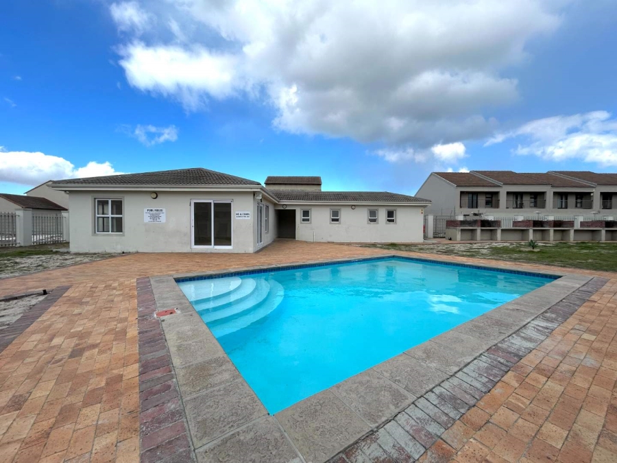 2 Bedroom Property for Sale in Muizenberg Western Cape